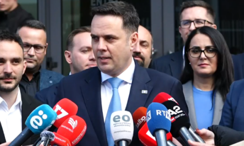 Abdixhiku flet pas ftesës së Kurtit për koalicion