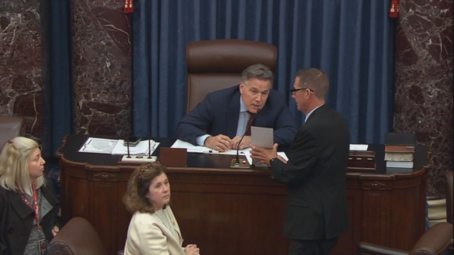 Senati amerikan miraton masën për t’i dhënë fund mbylljes së qeverisë