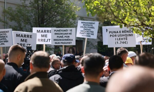 Instituti Musine Kokalari: Kosova më së keqi në rajon për të drejtat e punëtorëve dhe pagën minimale