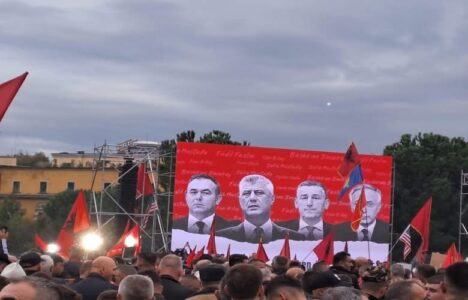 Shkupi nesër brohoret fuqishëm për drejtësi, protesta për UÇK-në e “djerësit” Mickoskin