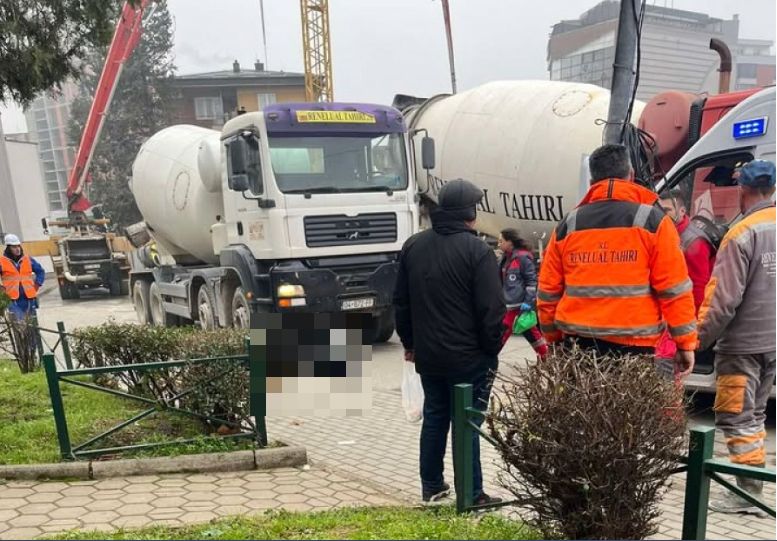 Kamioni godet për vdekje një këmbësore në Prizren