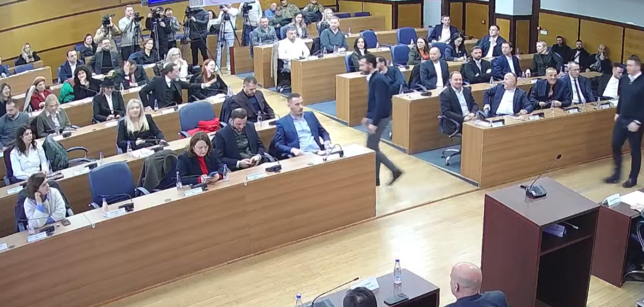 Komuna e Prishtinës vendos t’i japë në shfrytëzim 5288 prona publike