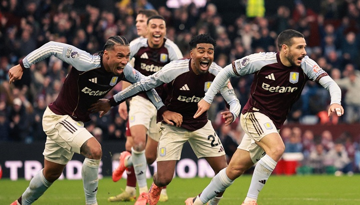 Aston Villa e mposht Arsenalin në fund të ndeshjes