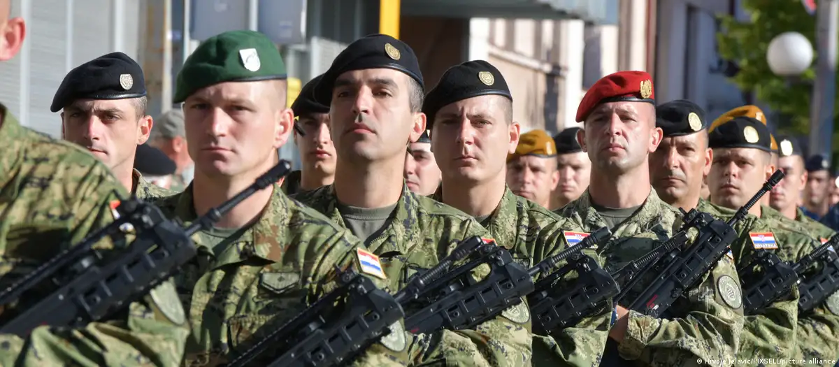 Kroacia rikthen shërbimin ushtarak pas 17 vjetësh