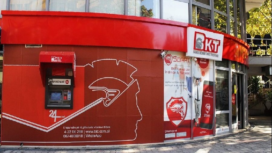 Thyhet sistemi i sigurisë në BKT, qytetarëve të Shqipërisë u zbrazen paratë nga kartat