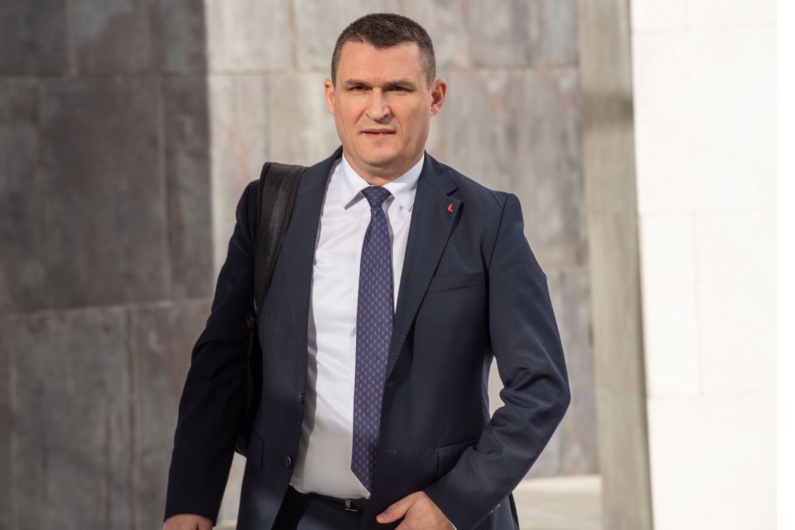 Altin Dumanit i aprovohet kërkesa për angazhim në Kosovë