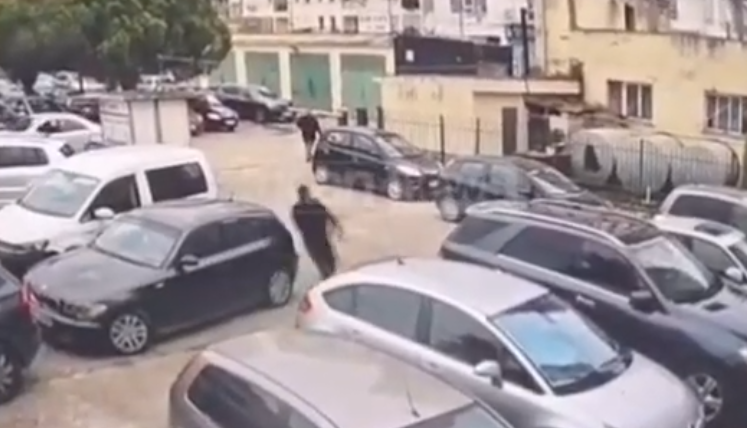 I rrezikshmi Altin Ndoci arratiset nga spitali i Durrësit, dalin pamjet e momentit