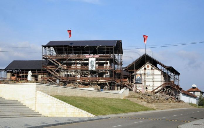 Kryeprokurori i Speciales paralajmëron: Së shpejti aktakuzë për vrasjen e Jasharëve