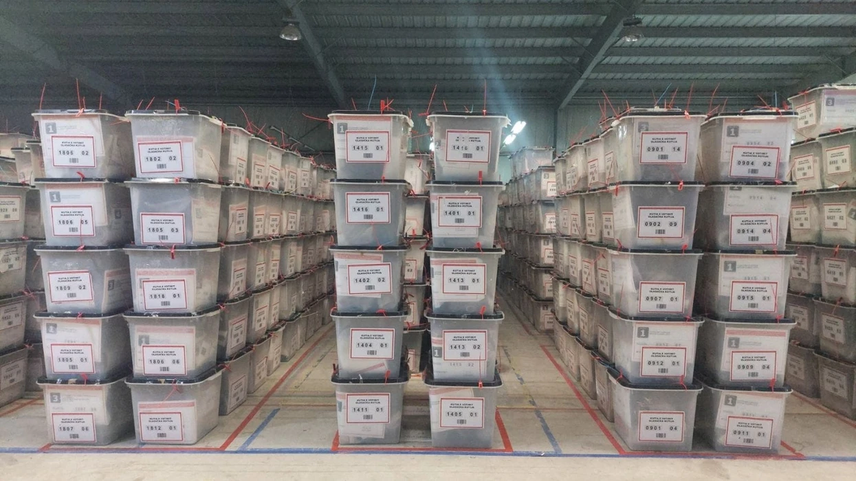 KQZ rinumëron rreth 30% të vendvotimeve, një kandidati i hiqen 461 vota