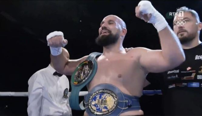 Xhoxhaj nokauton Seifkhanin, mbron titullin EBU