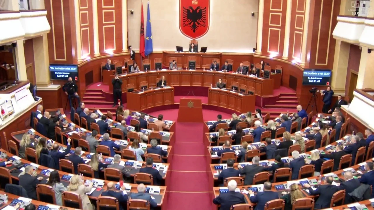 Kuvendi i Shqipërisë e miraton deklaratën për pafajësinë e ish-liderëve të UÇK: Lufta e tyre ishte e drejtë