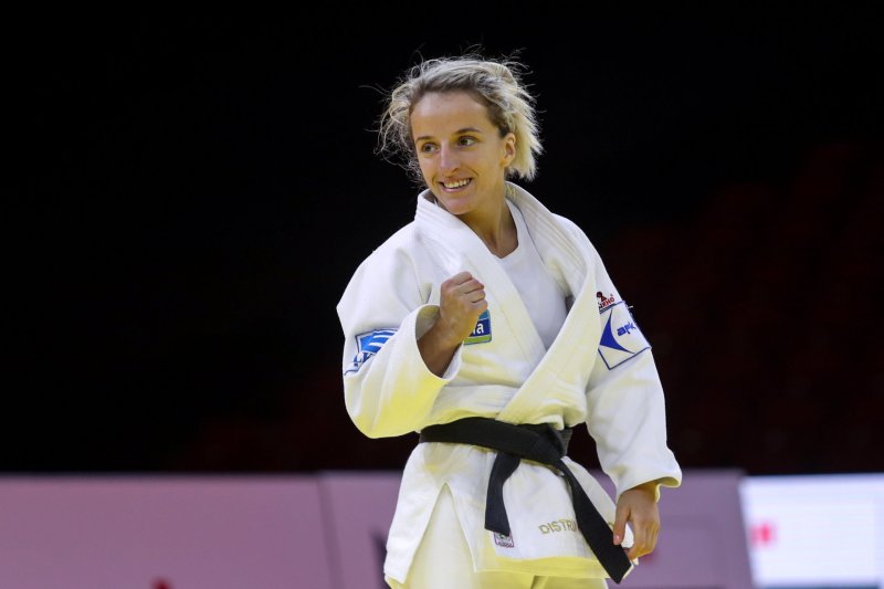 Distria Krasniqi ia sjell Kosovës medaljen e artë nga Parisi