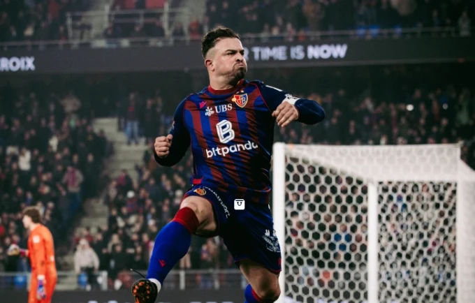 Shaqiri shënon, Baseli e fiton derbin e zjarrtë