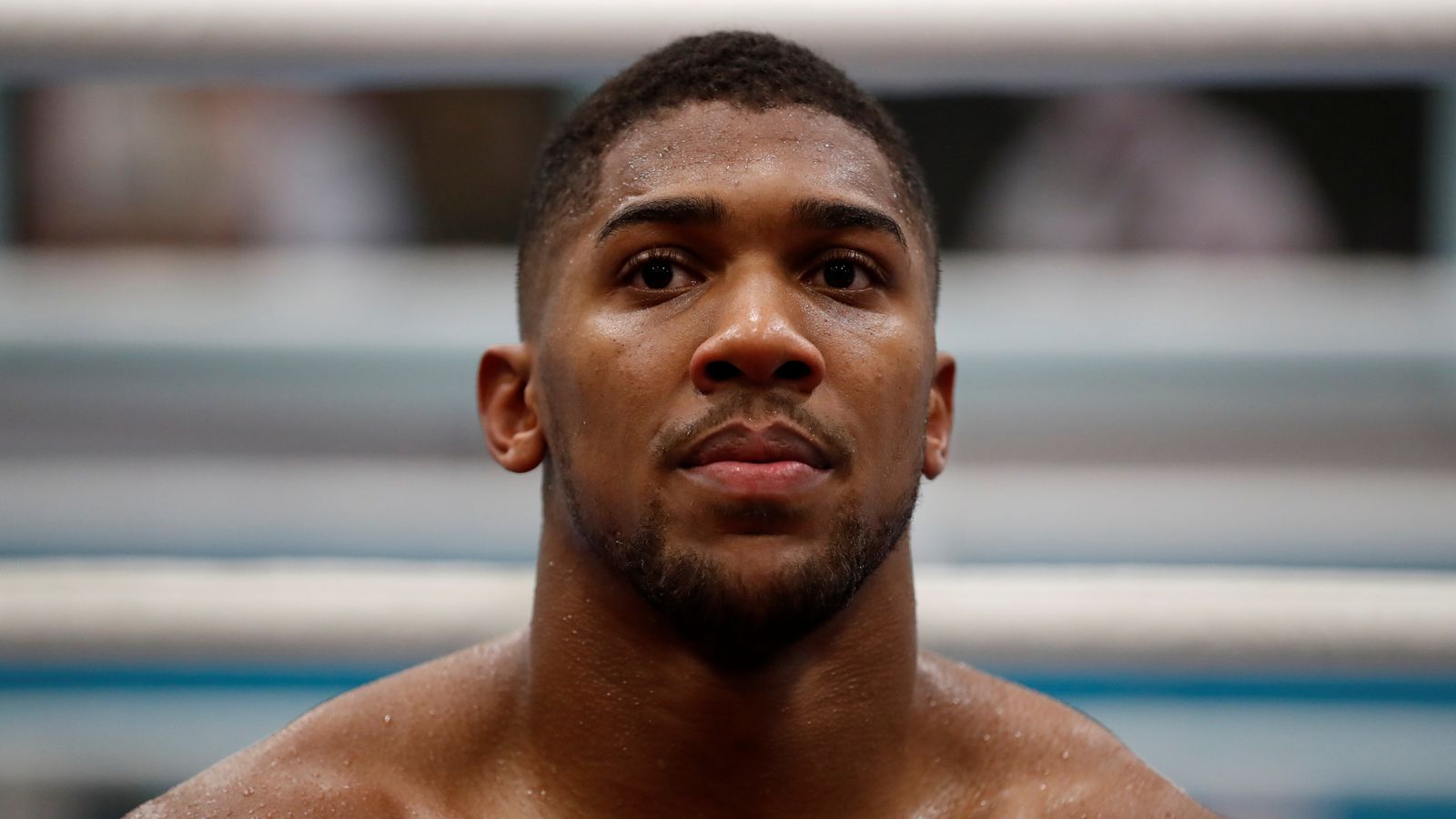 Anthony Joshua drejt rikthimit në ring, menaxheri zbulon muajin
