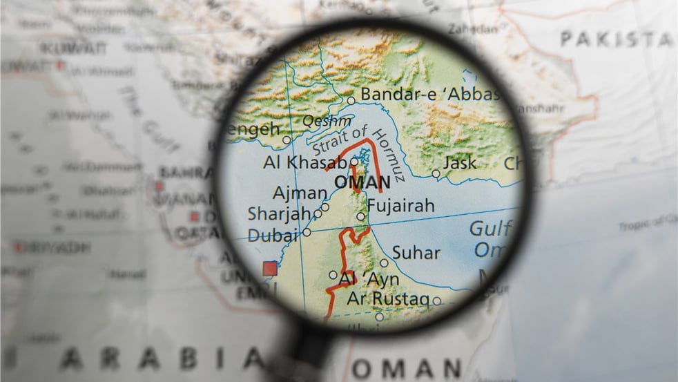 Irani kërcënoi me mbyllje të saj, pse është kaq e rëndësishme Ngushtica e Hormuzit?