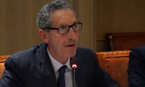 Joseph: Tërheqja e SHBA-së nga KFOR-i do të ishte e parakohshme, armatimi i Serbisë rrezikon stabilitetin në rajon