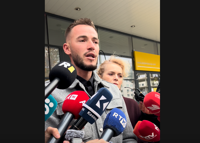 Vëllai i Liridona Ademajt kritikon mbylljen e seancës: Gjykata mundi t’i lejoj mediat- të na bindë që i mbron gratë dhe nënat tona
